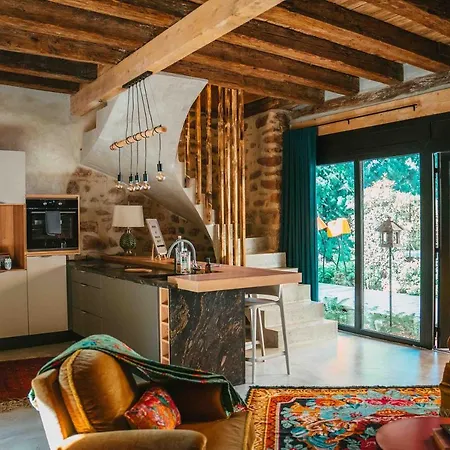 Le Grand Petit - Domaine De Charme - Jacuzzis Privatifs 別荘 *