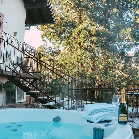 別荘 Le Grand Petit - Domaine De Charme - Jacuzzis Privatifs ゲブビレル