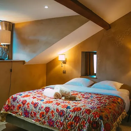 Le Grand Petit - Domaine De Charme - Jacuzzis Privatifs غيبووييه