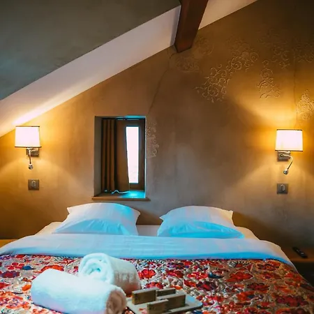 Le Grand Petit - Domaine De Charme - Jacuzzis Privatifs بيت للعطل