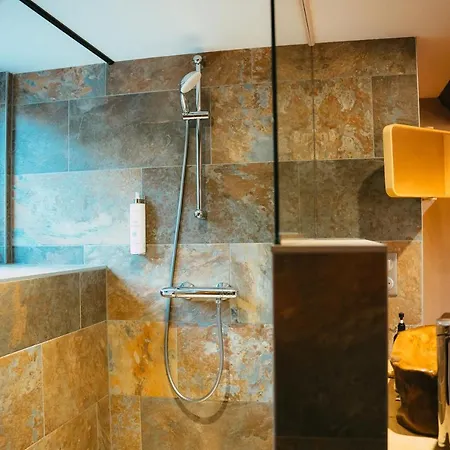 別荘 Le Grand Petit - Domaine De Charme - Jacuzzis Privatifs ゲブビレル