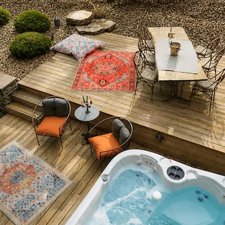 Casa vacanze Le Grand Petit - Domaine De Charme - Jacuzzis Privatifs *