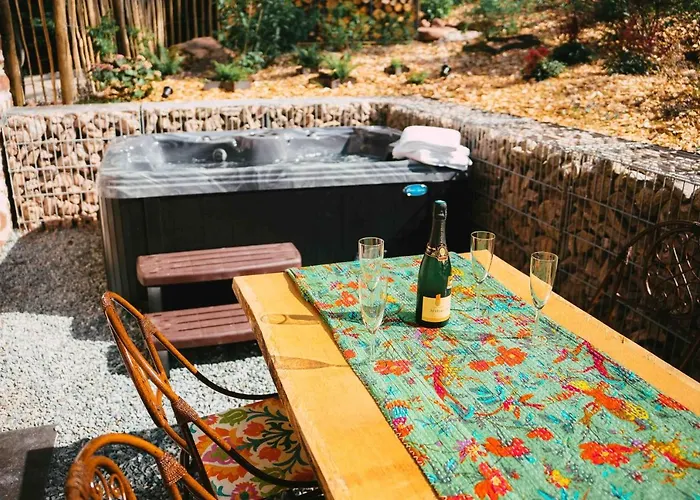 Le Grand Petit - Domaine De Charme - Jacuzzis Privatifs גואבוילר