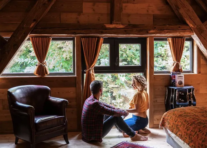 Le Grand Petit - Domaine De Charme - Jacuzzis Privatifs